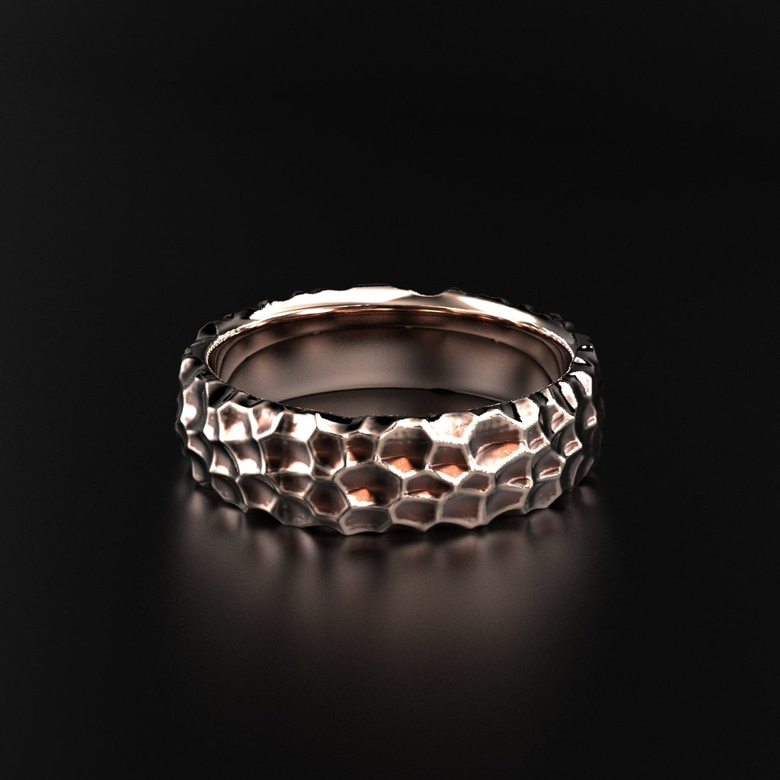 hammered wedding ring with a rustic texture, photo 3