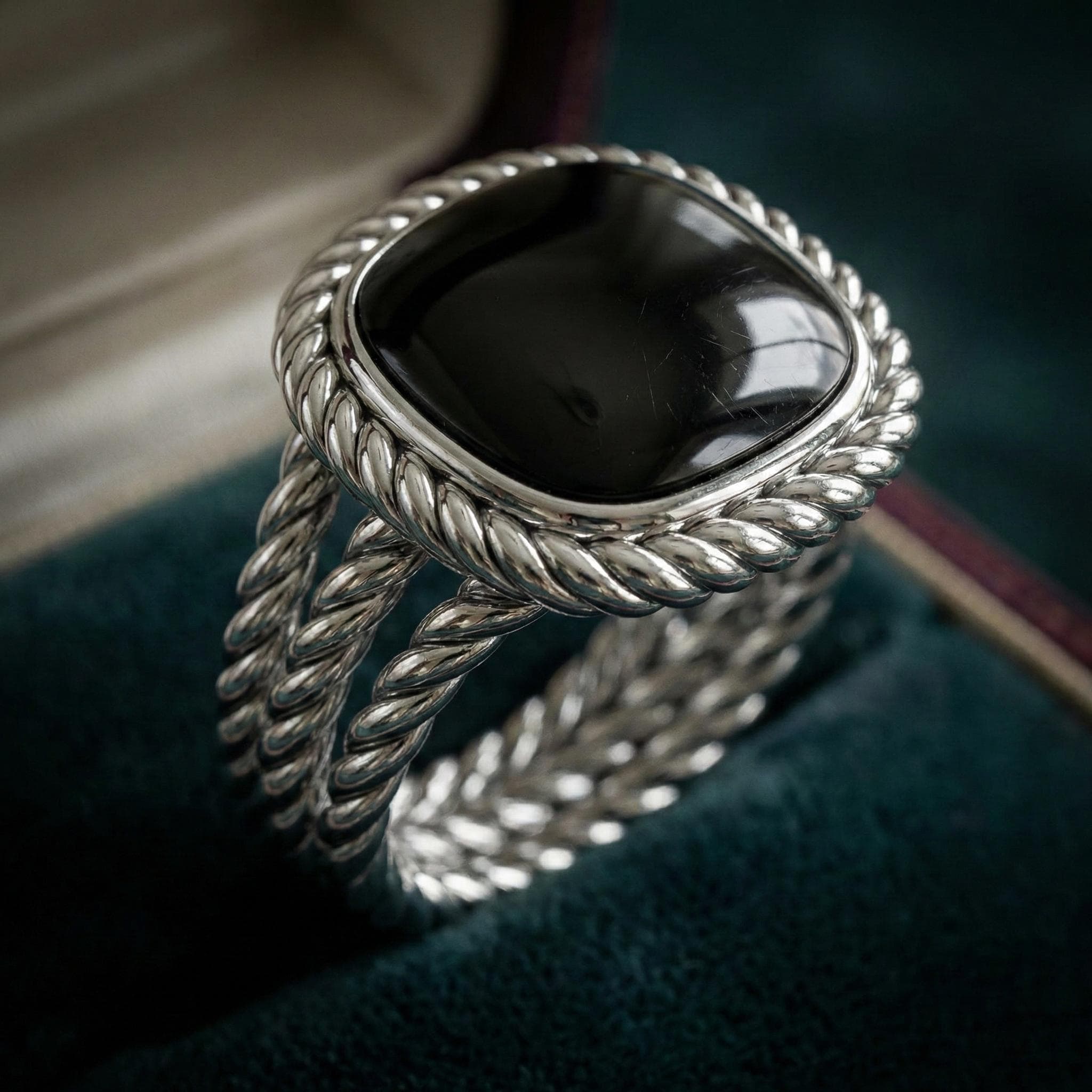 rope twist signet ring with black onyx in sterling silver, photo 9