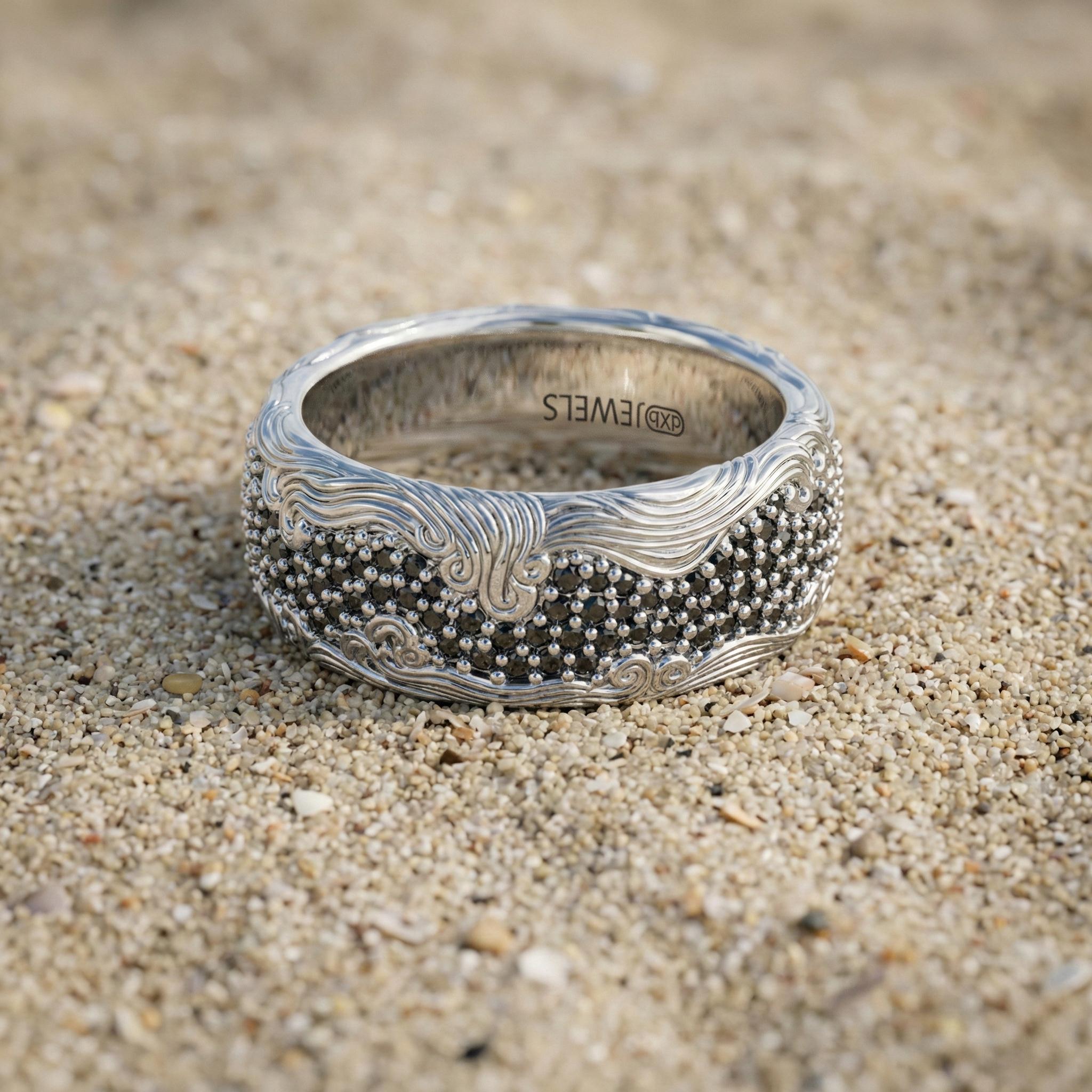 wave band ring with black pave, ocean wave design, photo 5