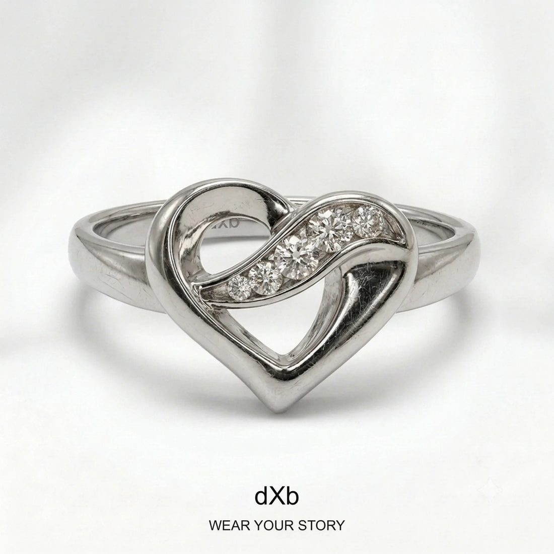 Platinum Heart Diamond Ring in High Polished Platinum, main view (2)