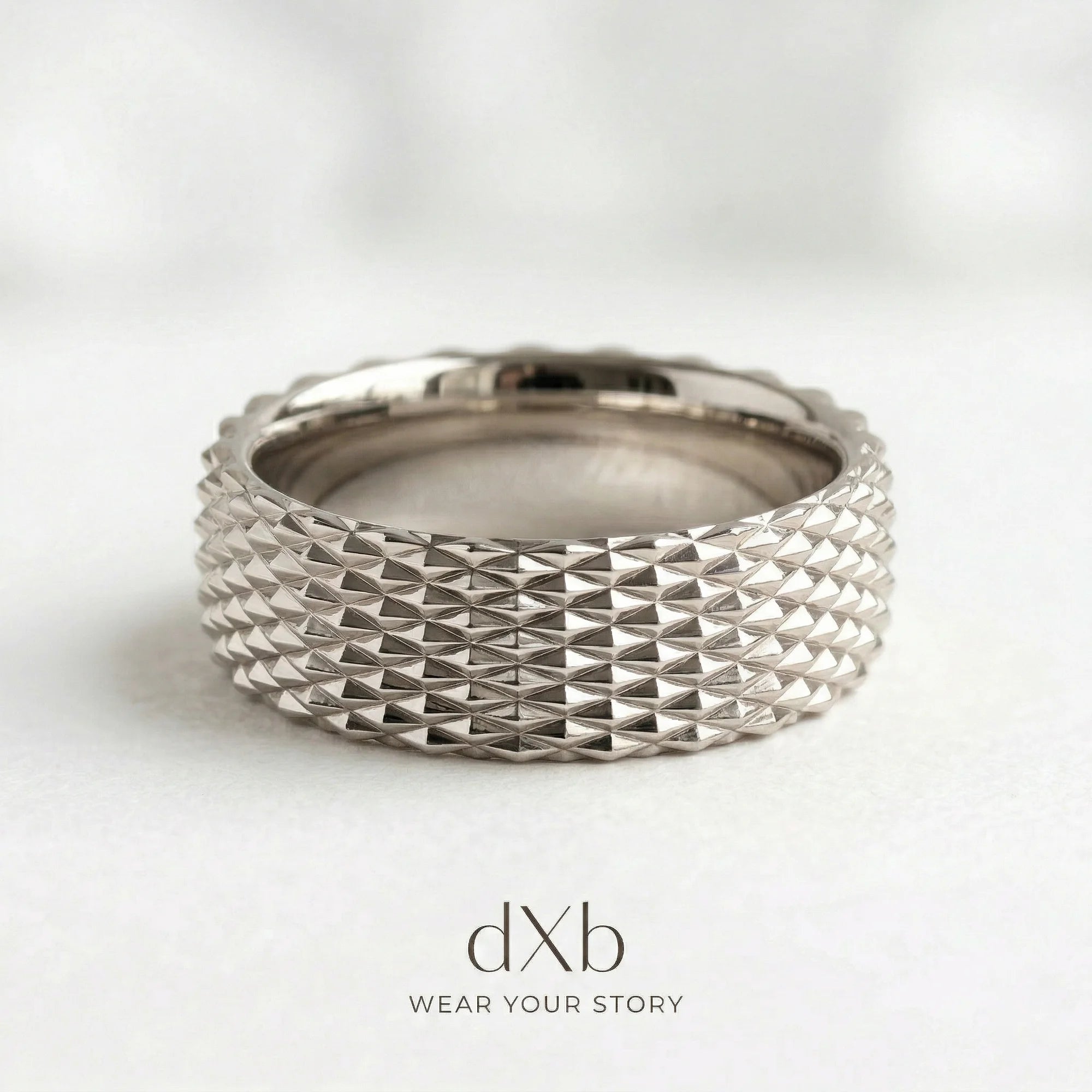 14k white gold Pyramid Stud Textured Band ring