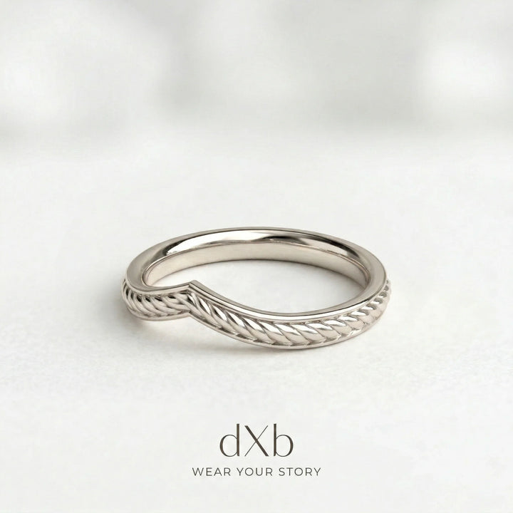 platinum V-shaped braided band ring